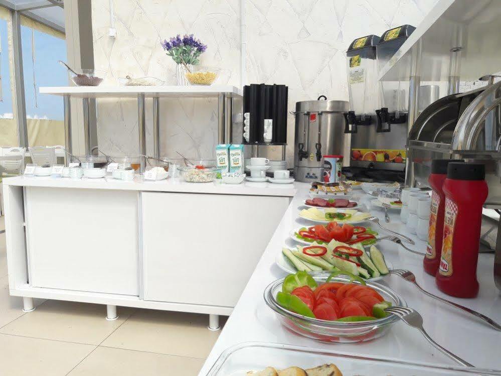 Hotel Green Glass Batumi Luaran gambar